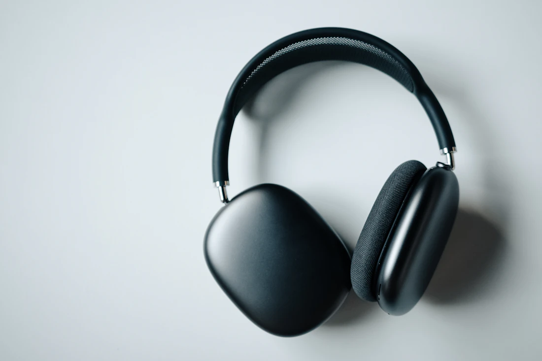 Everyday technology and headphones